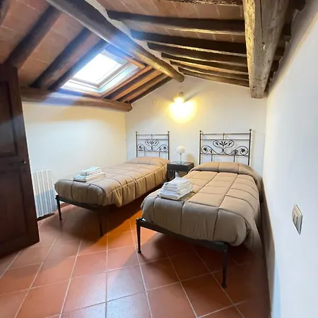 Holiday home Charming Self House *